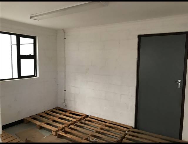 395M² FACTORY TO LET IN BEACONVALE